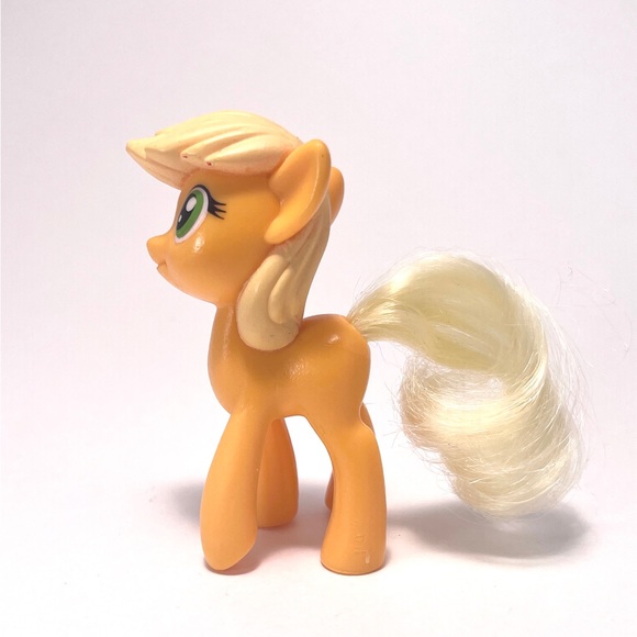 My Little Pony’s set of 4 Cutie Mark Magic Ponies✨ - Picture 10 of 13